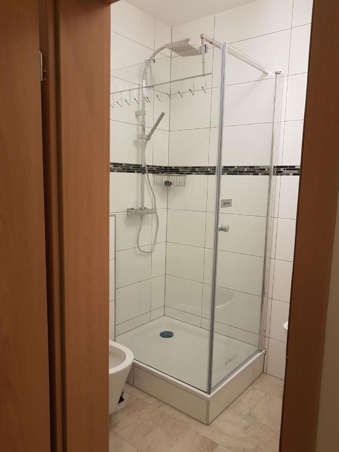 Modernes Apartment 1 Und 2 In Dortmund Mitte Bagian luar foto